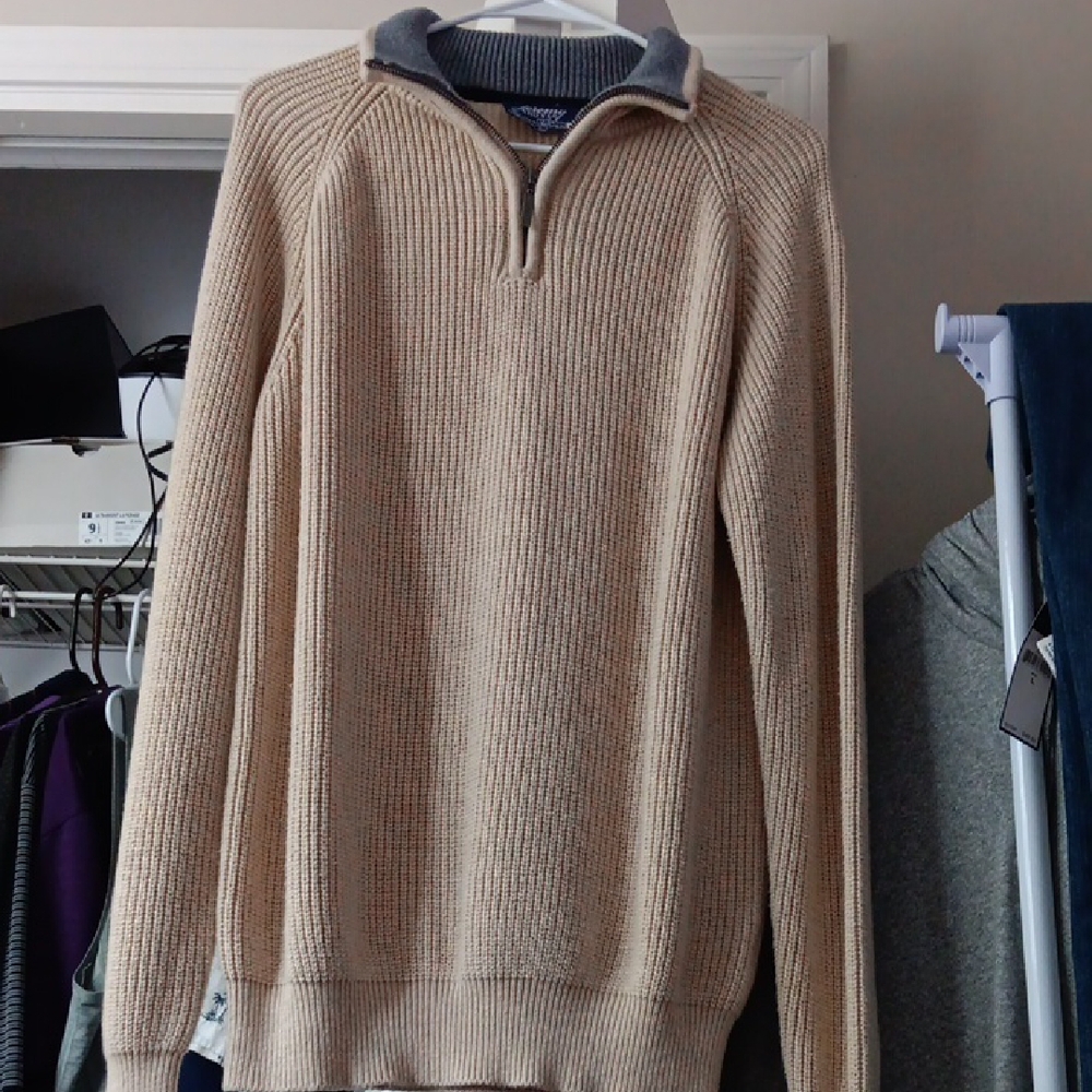 Cream‎ and Gray Textured Zip Up Sweater